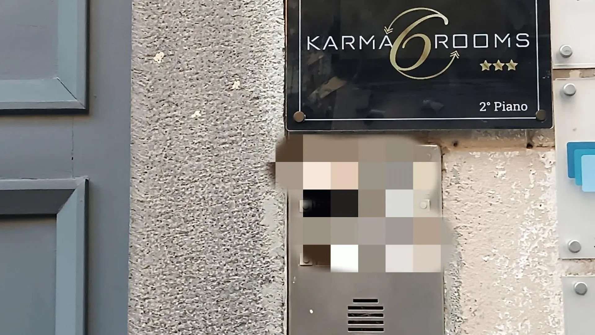 Karma6Rooms Catania 0*,  Italy