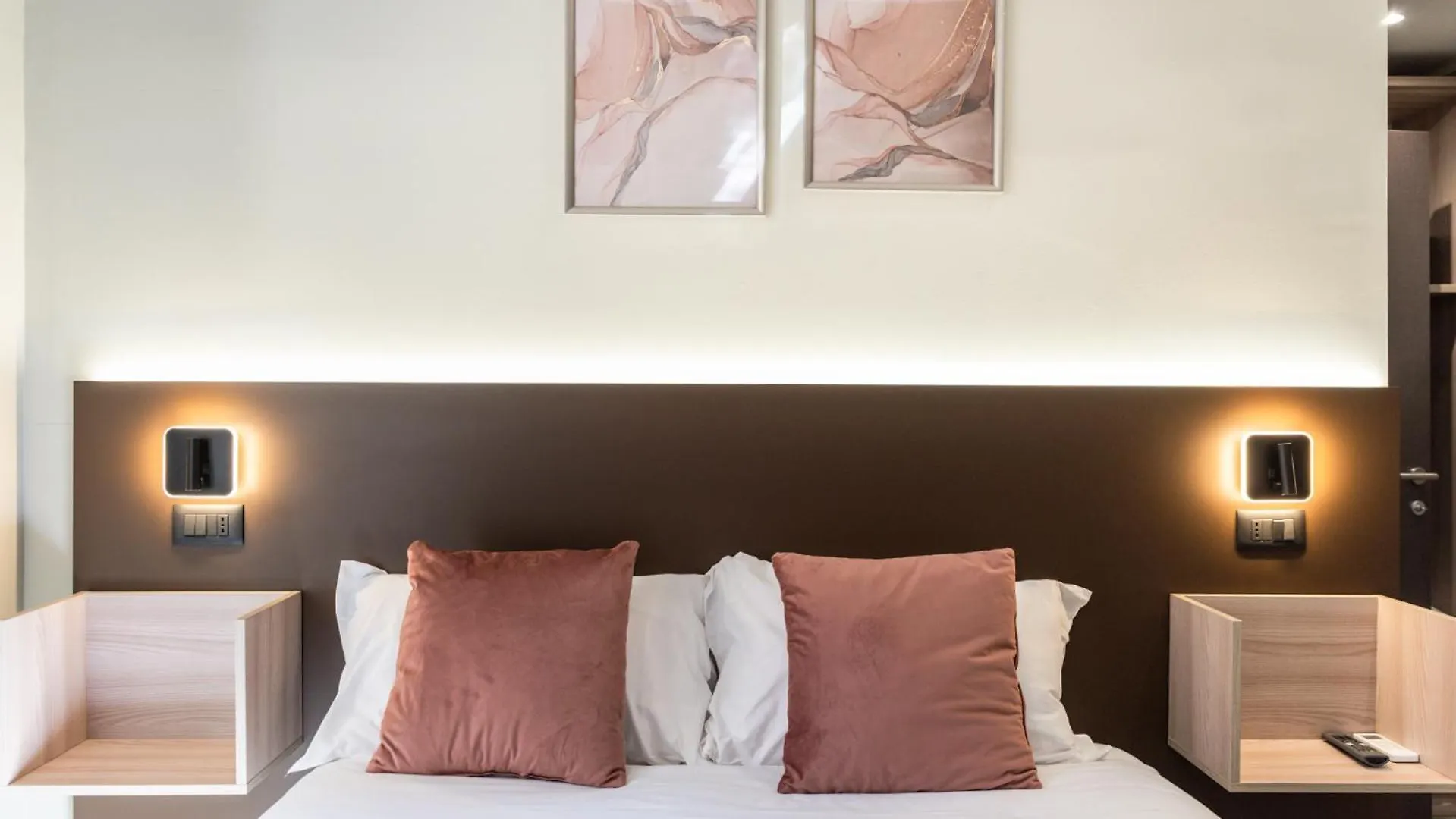 Karma6Rooms Catania Italy