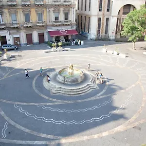 Mandalarose Aeroporto di Catania Fontana Rossa
